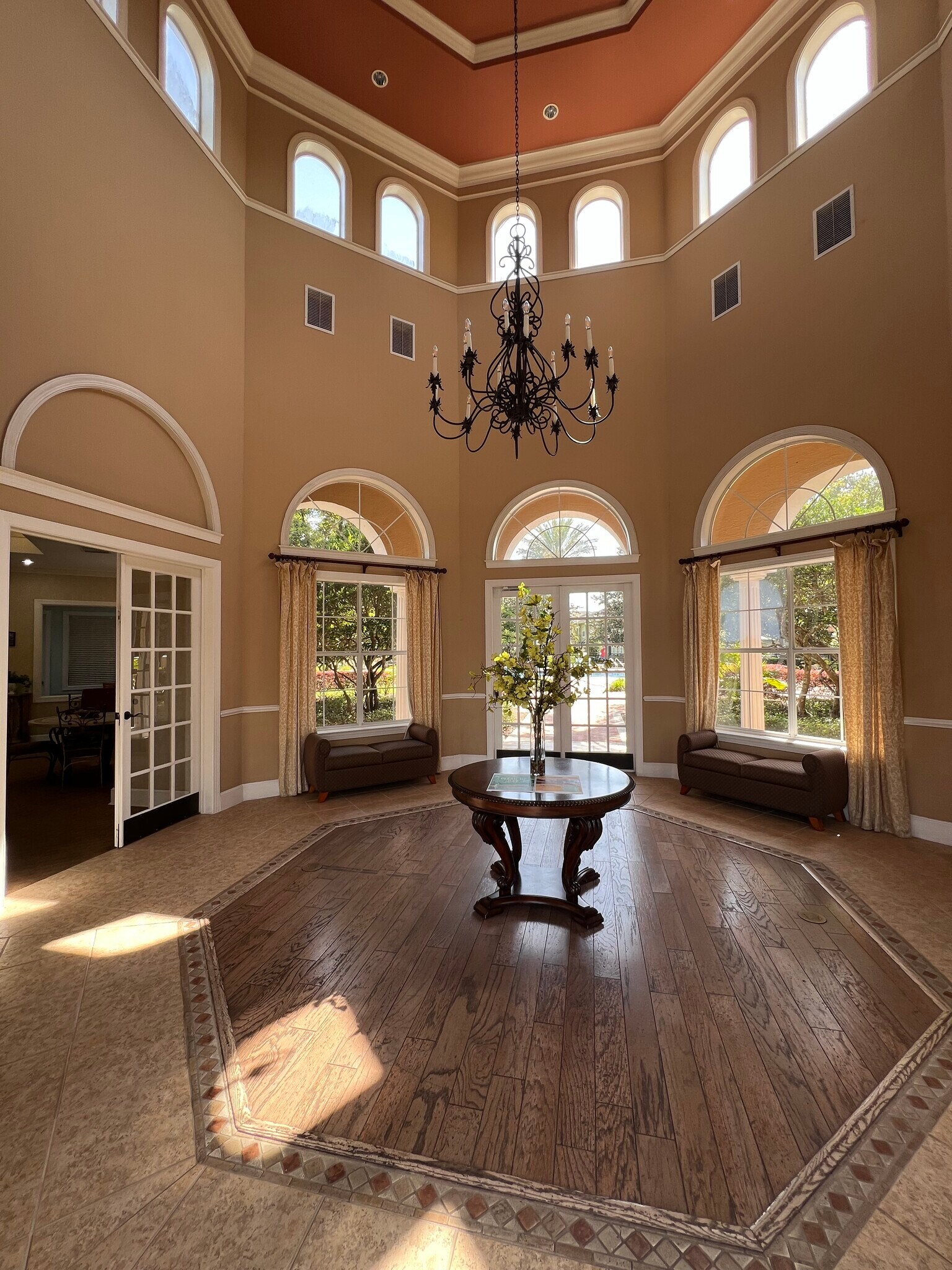 Clubhouse - 1 - 10075 Gate Pky N