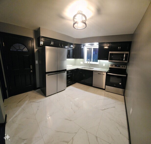 Building Photo - 1426 Hyde St