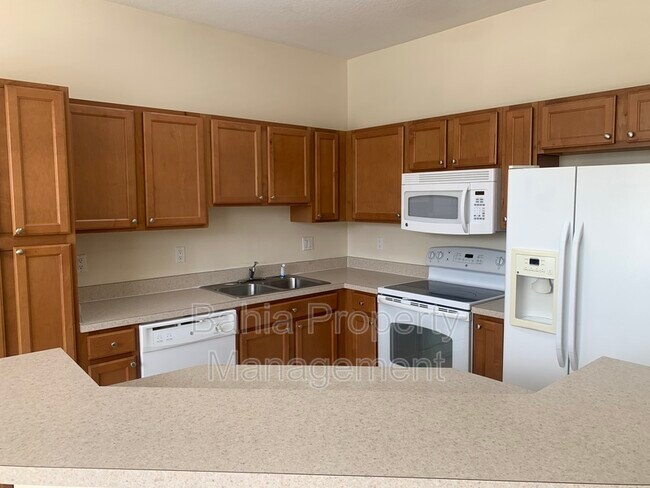 Building Photo - 2502 Lexington Oak Dr