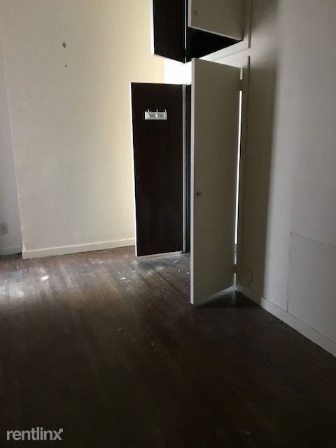 Building Photo - 2037 Walnut St