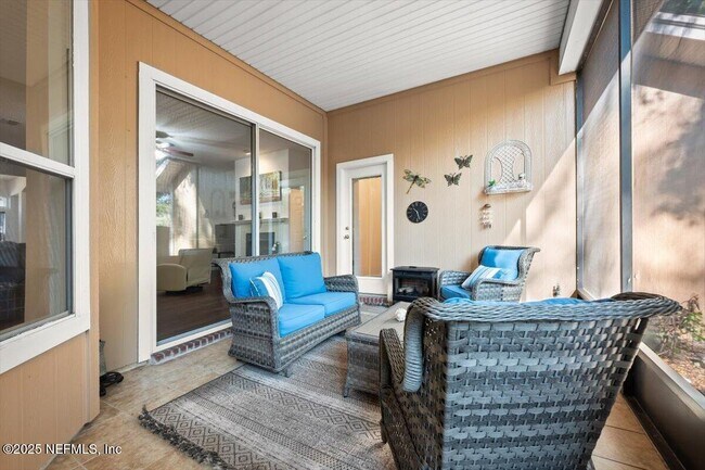 Building Photo - 86198 Meadowwood Dr