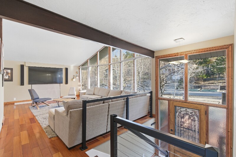 Building Photo - 8682 Alpen Cir