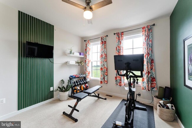 Building Photo - 22405 Claude Moore Dr