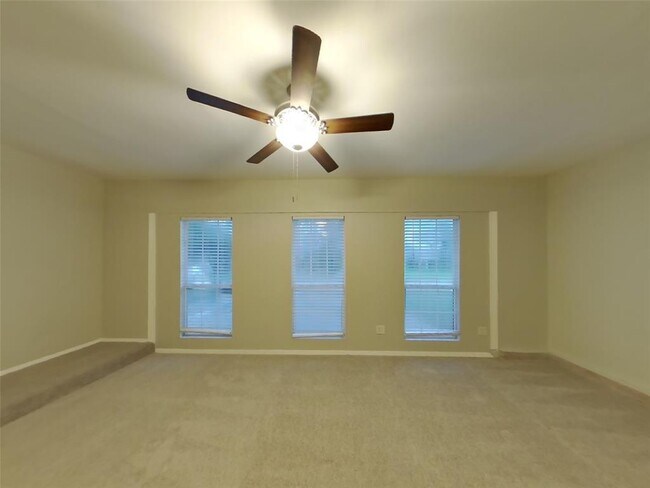 Building Photo - 2842 Pheasant Run