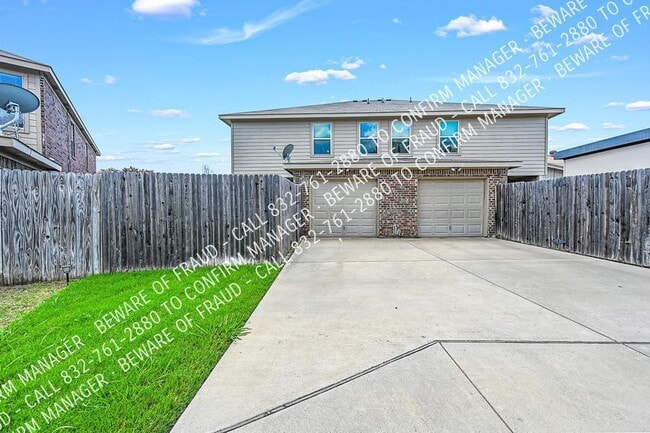 Building Photo - 5827 Tinsley Dr