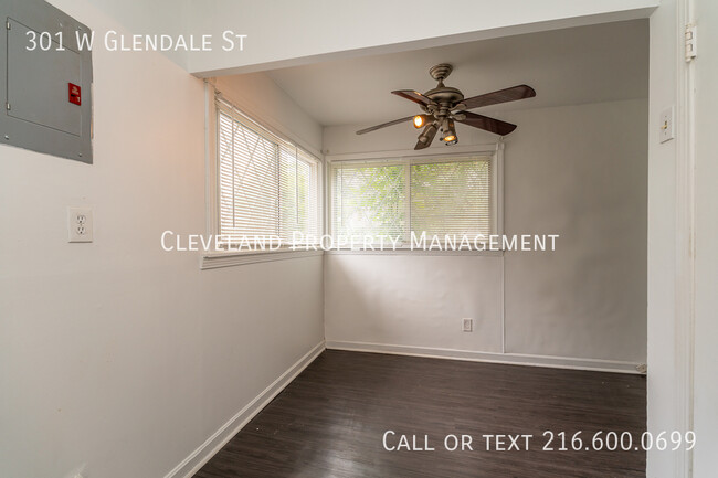 Building Photo - 301 W Glendale St