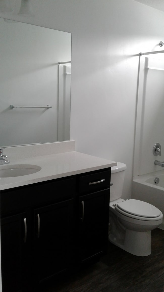 Building Photo - 444 S Fox Chase Ln