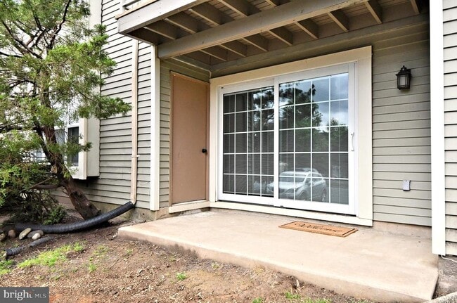 Building Photo - 1401 Society Pl