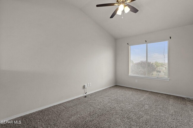 Building Photo - 2240 Decamp Point Pl