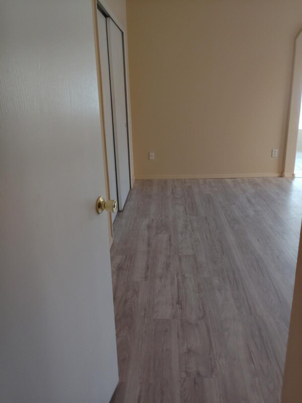 Building Photo - 4761 Jessica Dr NE