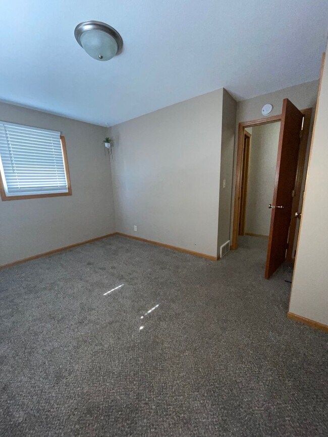 Building Photo - Coming Soon!