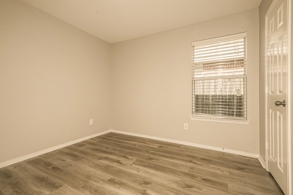 Building Photo - 1108 Savage Dr