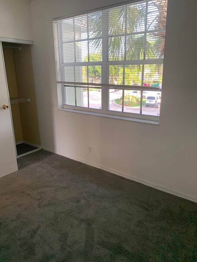 Building Photo - 8110 San Carlos Cir