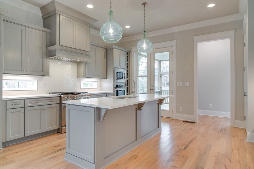 Building Photo - 1410 Woodmont Blvd