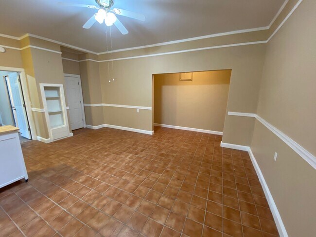 Building Photo - Black Mountain - Home Apartment, North Fork Rd, Utilities included