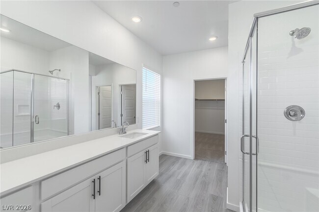 Building Photo - 9946 Kimura Hls Ave