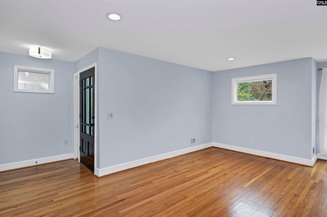 Building Photo - 1808 York Dr