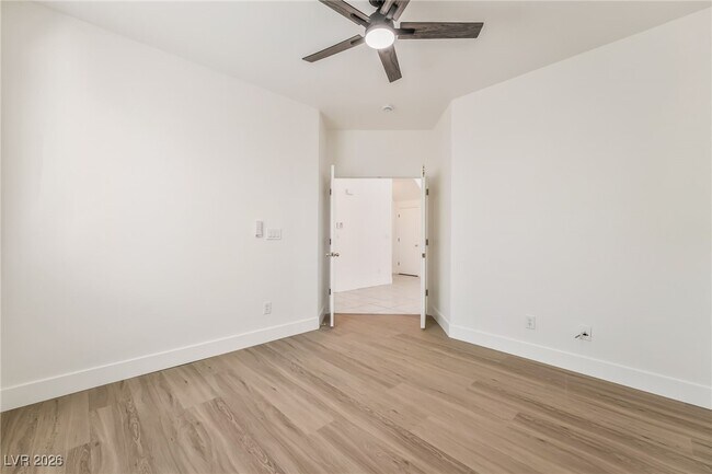 Building Photo - 10226 Wolf Pack Ln