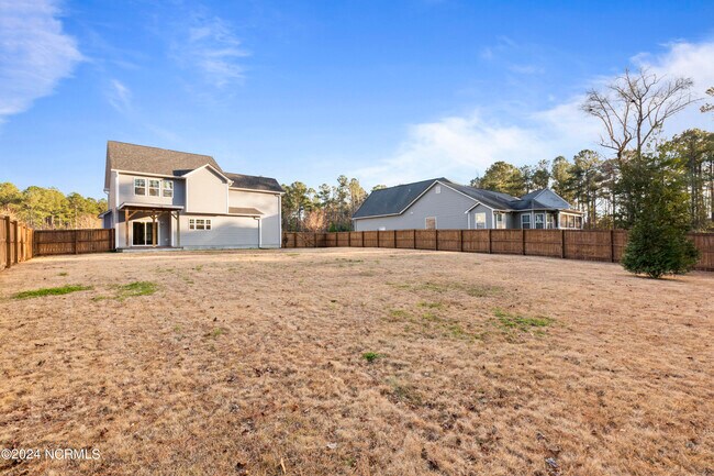 Building Photo - 200 Mia Ct