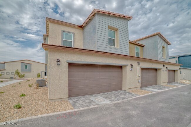 Building Photo - 3764 Sonrisa Vis Ave