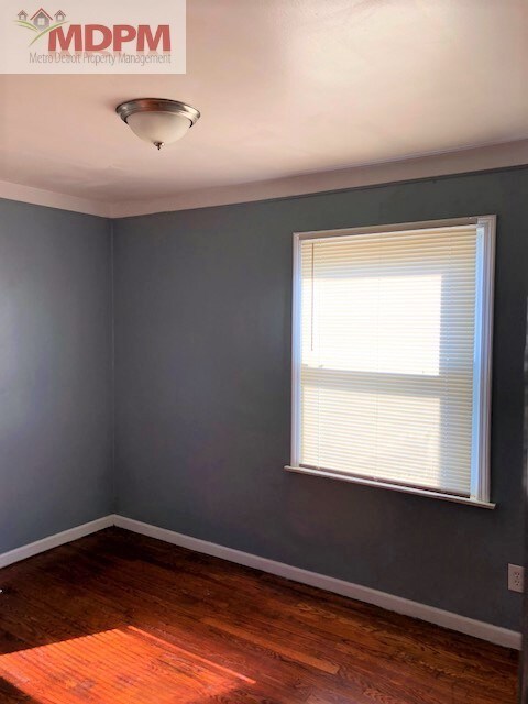 Building Photo - 24537 Dale Ave