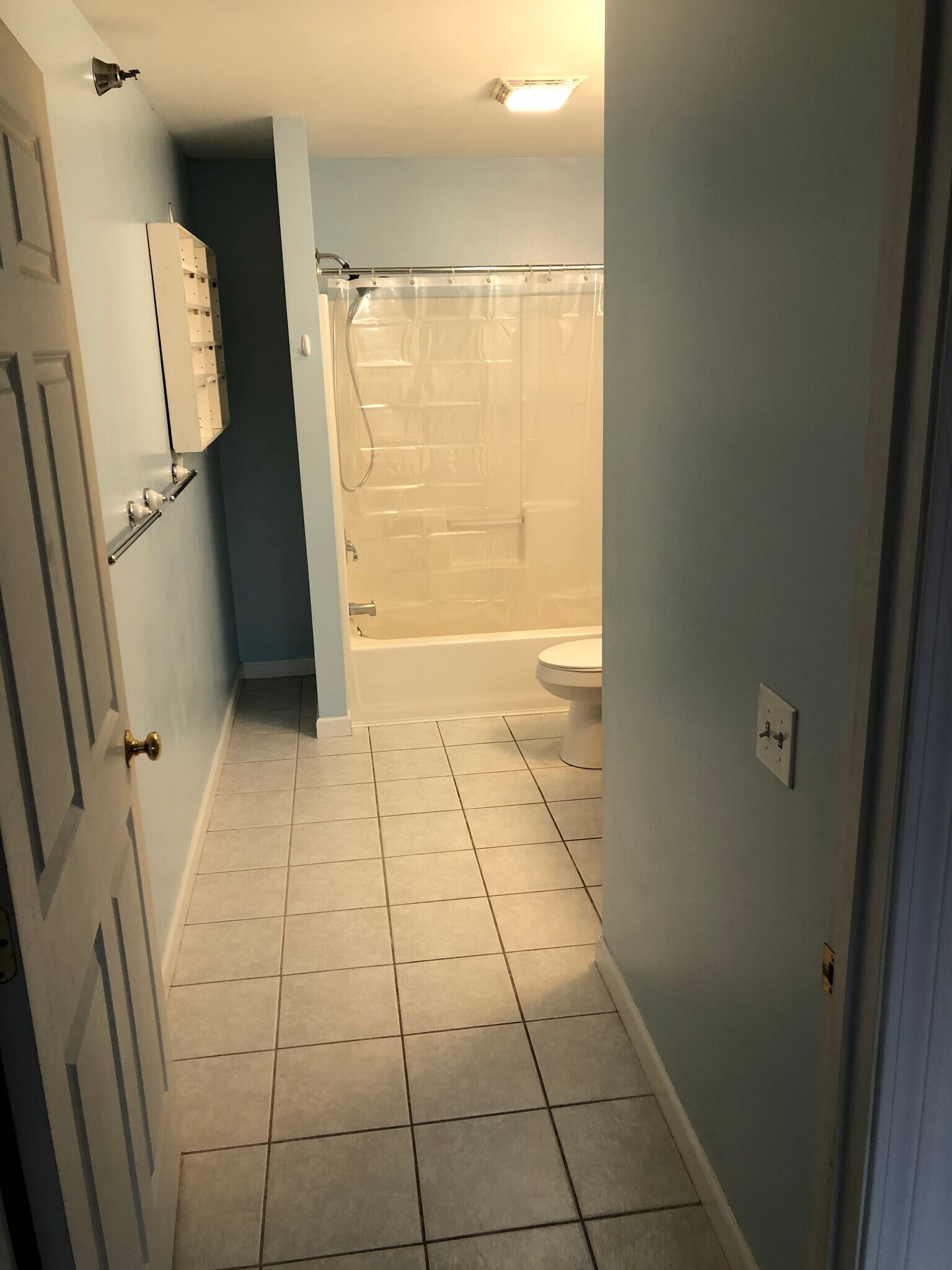 Building Photo - 305 Lime Kiln Rd