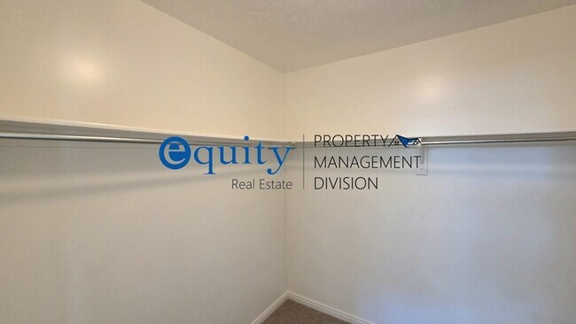 Building Photo - Newly Updated!