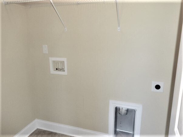 Building Photo - 2904 John Cabot Dr