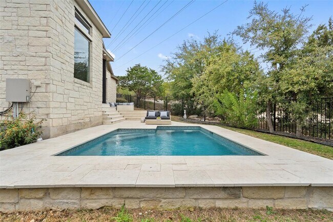 Building Photo - 216 Vista Village Cove