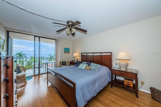 Building Photo - 6218 Palma Del Mar Blvd S