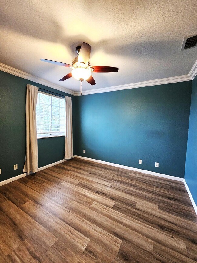 Building Photo - 169 Berenger Walk