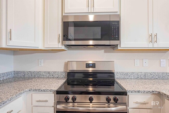 Building Photo - 32195 Emancipation Cir