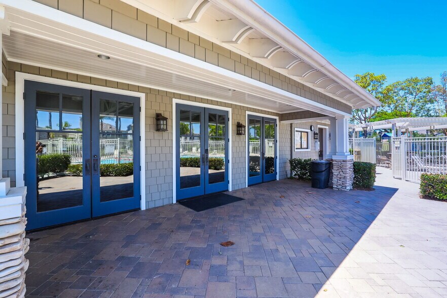Club House! - 5142 Pearce Dr
