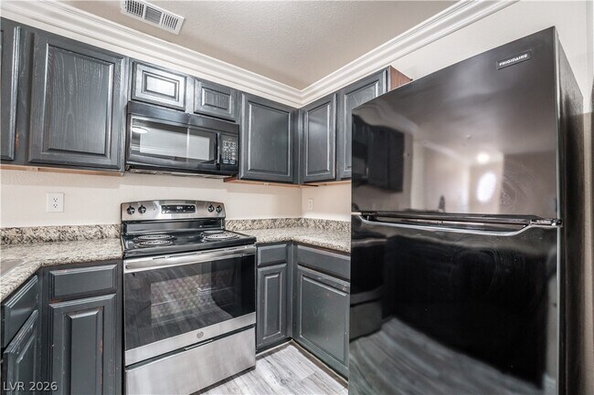 Building Photo - 4050 Pacific Harbors Dr
