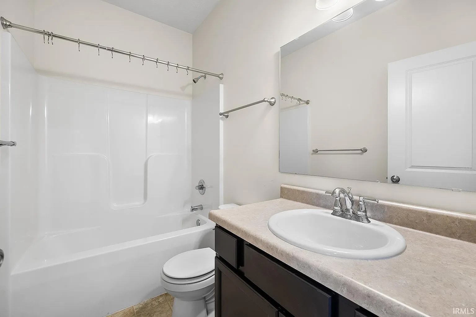 Building Photo - 2911 Poinciana Dr