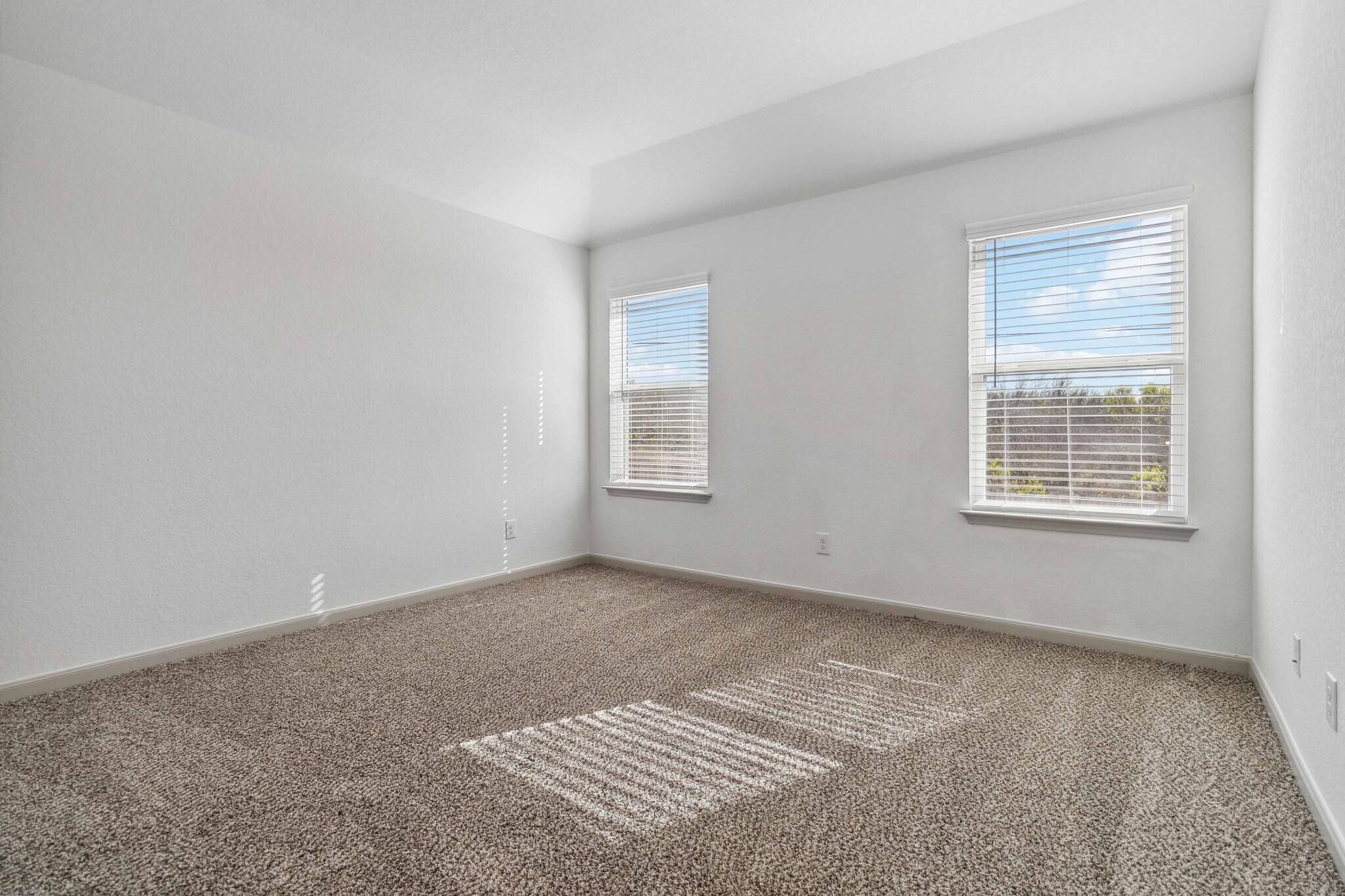 Building Photo - 10207 Tulipwood Run