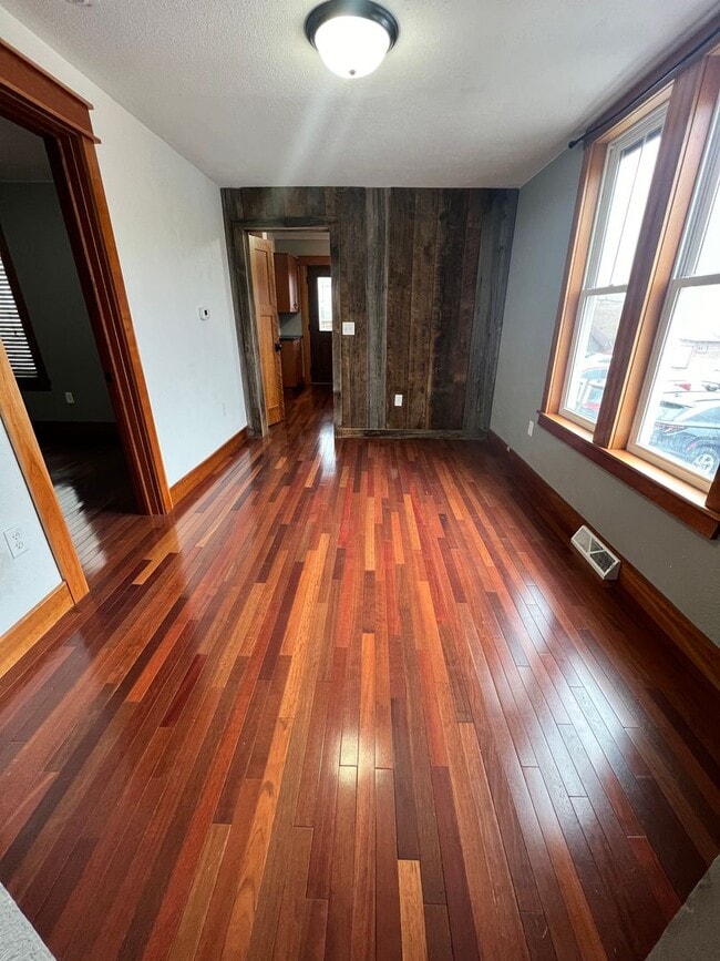 Building Photo - 1414 Jefferson St