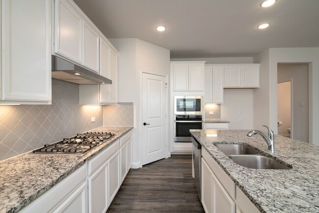 Building Photo - Beautiful 4 Bedroom, 3 Car Garage, Single Story Home in Celina!