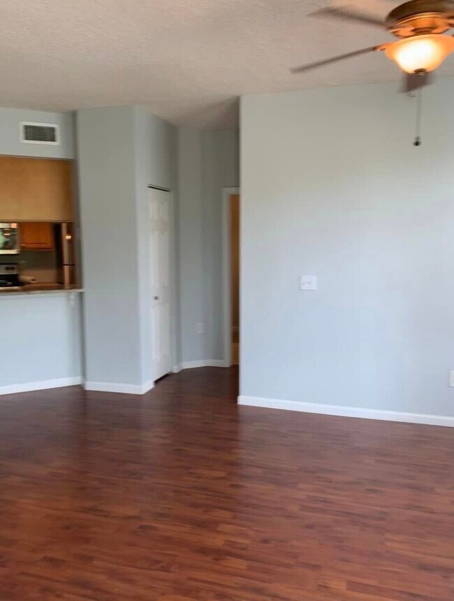 Building Photo - 1080 Bella Vista Blvd