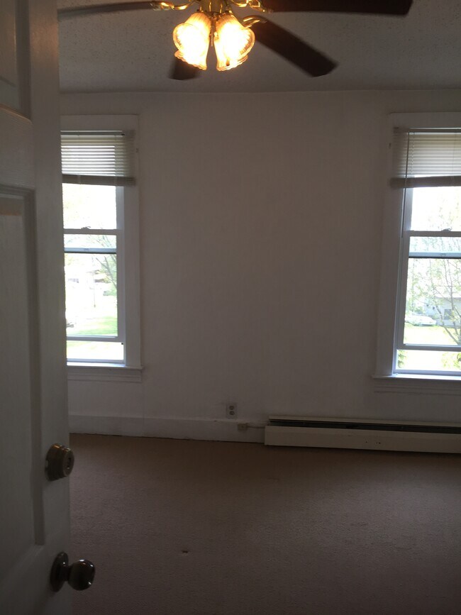 Building Photo - 1713 Jefferson St