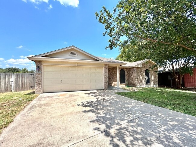 Building Photo - Beautiful 4 BR / 2 BA Home for Rent in Cop...