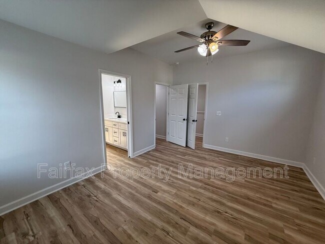 Building Photo - 312 Price Ave