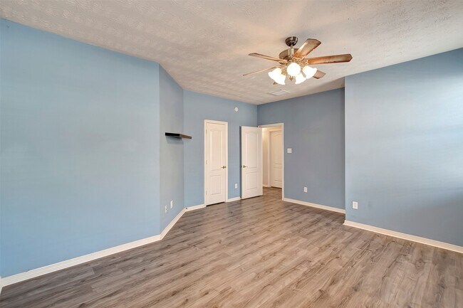 Building Photo - 2013 Lulach Ln