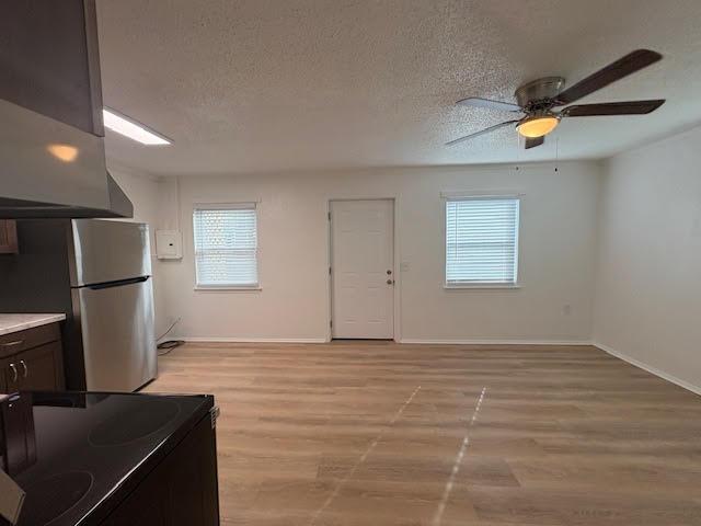 Building Photo - 100 Kazmira Ct