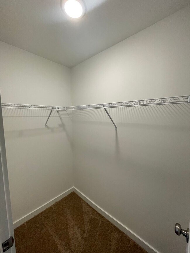 Building Photo - Home for Rent in Calera, AL!!! Available to View Now!!!