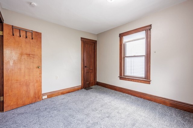 Building Photo - 12 Benton St