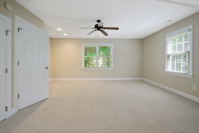 Building Photo - Custom Home in Fantastic Neighborhood!