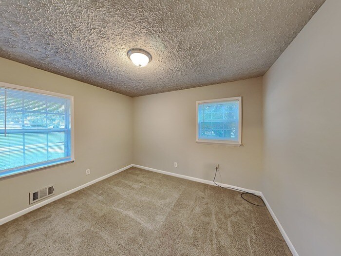 Building Photo - 8050 Attleboro Dr