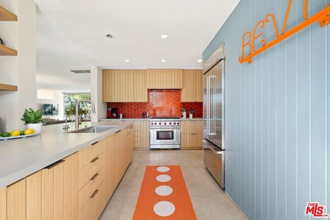 Building Photo - 3523 Beverly Ridge Dr