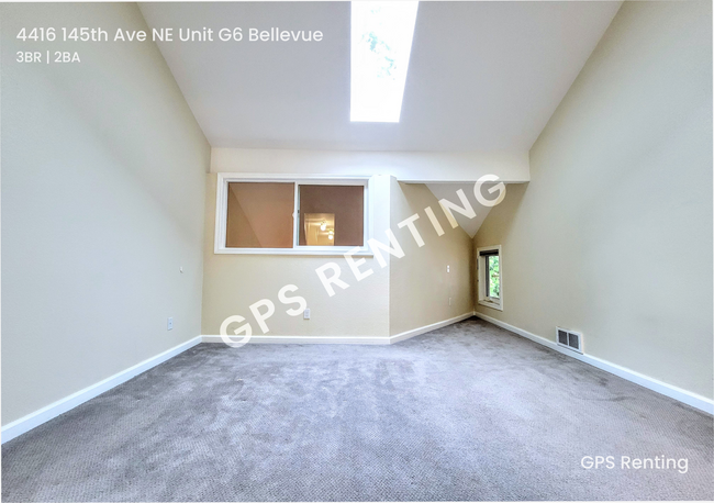 Building Photo - Beautiful Bed 3, Bath 2, in Racquet Club E...